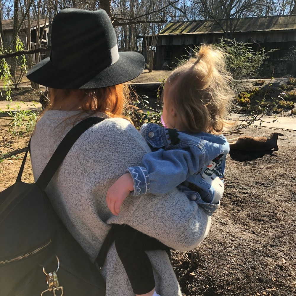 Meet Kristen  👗👖👚👠👛